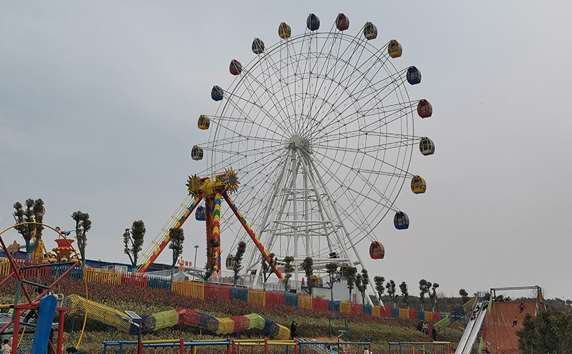 42m Ferris Wheel
