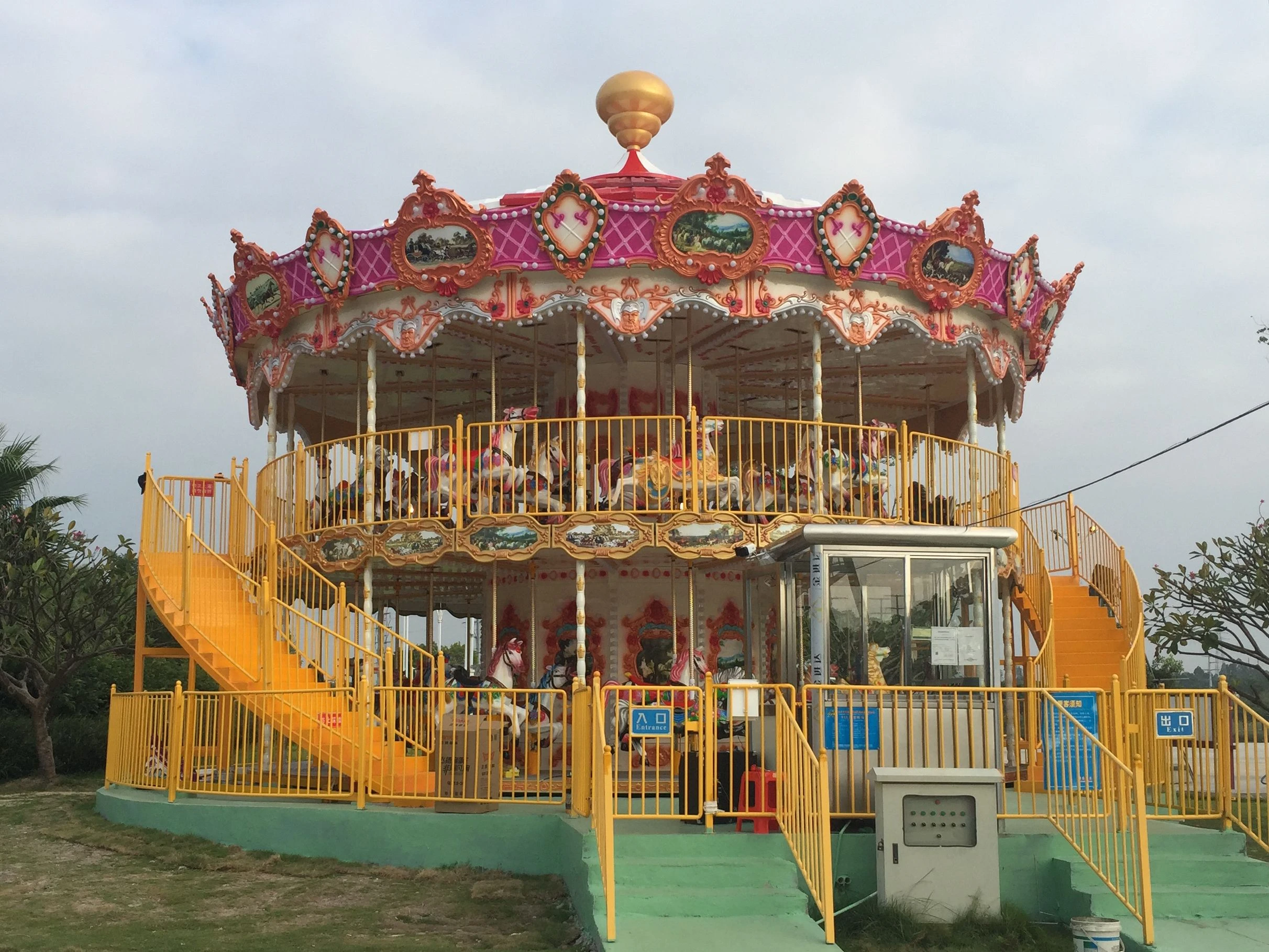 68 seat double decker carousel