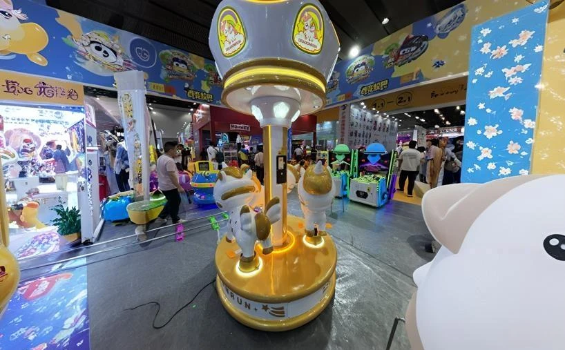 3 Seat Carousel